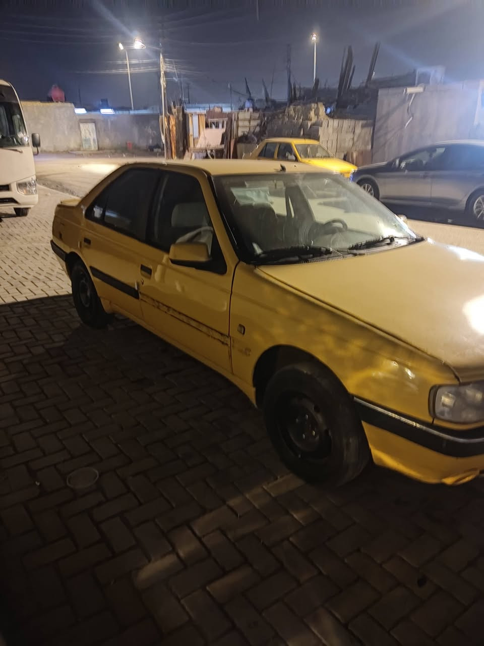 السلام عليكم بيجو للبيع ***********
