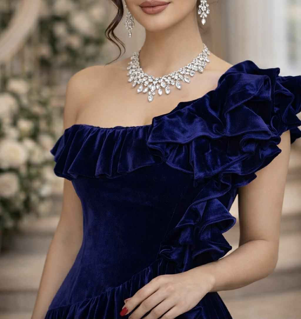 فستان قديفه شحن من السعوديه 
موديل غريب وماموجود سعره 100
مستخدم ساعه فقط المحاويل, بابل


**إذا كنت صاحب هذا الإعلان وتريد حذفه لأي سبب، رجاءا أرسل رسالة إلى الدعم الفني**