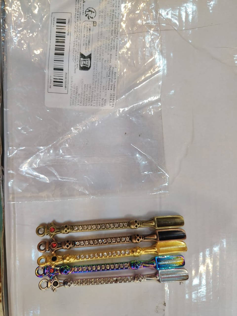 السلام عليكم عندي هاي القطع انتيكات.
حلوة حط سعر وادخلك خاص.؟


**إذا كنت صاحب هذا الإعلان وتريد حذفه لأي سبب، رجاءا أرسل رسالة إلى الدعم الفني**