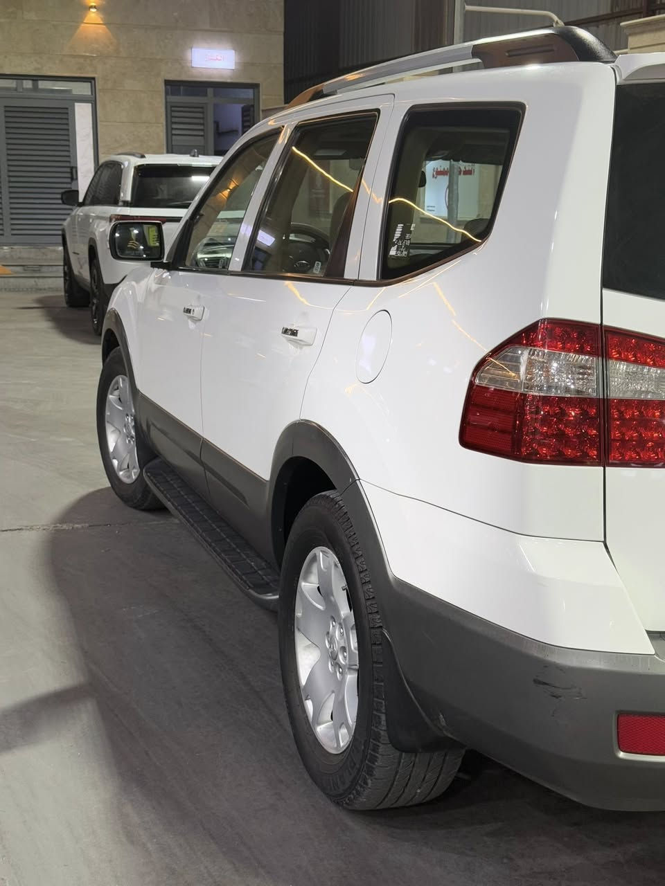 سلام عليكم
مهافي 2013
السياره ماشيه 103000
السيارع فور ويل 
بصمه 
كشنات كهرباء جلد خزن 
السياره حلوه ومكفوله من كلشي
ما عده بارد بالصندوق
السياره صدرهة جديد خير من الله
ما متعوبه مكينه وكير مكفولات 
السياره مال جناي
السونار مرفق ويه المنشور
السعر 160 بيهة مجال بسيط 
مكاني الشعب 
***********
