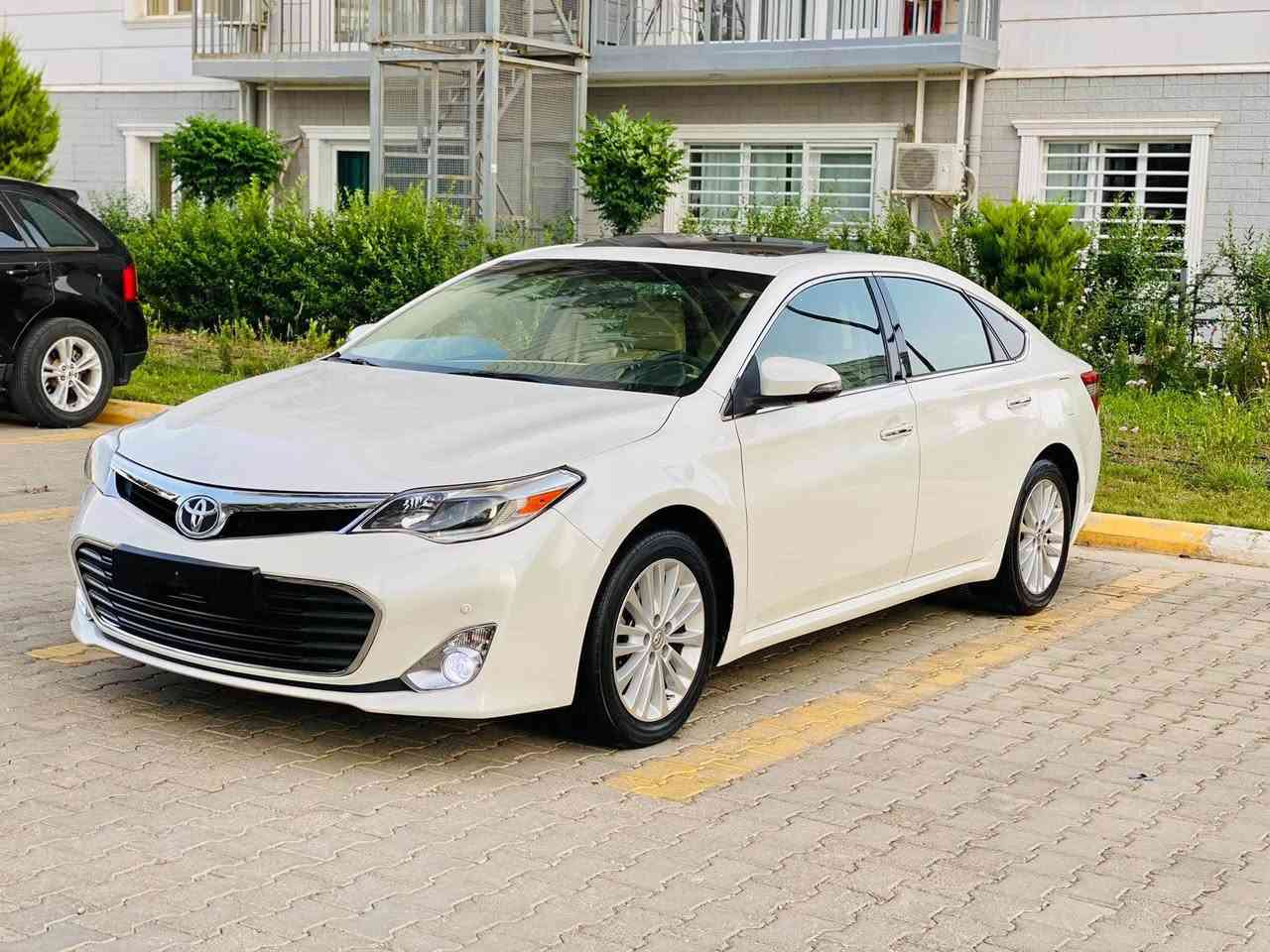 تۆیۆتا ئەڤەلۆن ٢٠١٦ خليجى
لیمتد فول مواسەفات 
١٣٢ كم  هه زار روويشتيه
دعامى لو دعامى بشرت بى سبوغ
٣ شوينى pdr بچووكى هه يه
فوول ماسه فات
سڵاید ناو زەرد, كوشن سارد و گەرم خەزن, بەسمە ,
 په رده ,سێ مۆدی لیخورین,
گێرو مەکینە بەشەرت نەکراوەتەوە سەوتی دیجیتاڵیش بەشەرت سەرفوو بو خاری نیە تحویل و خرامە بەشەرت
*********** أربيل, العراق
