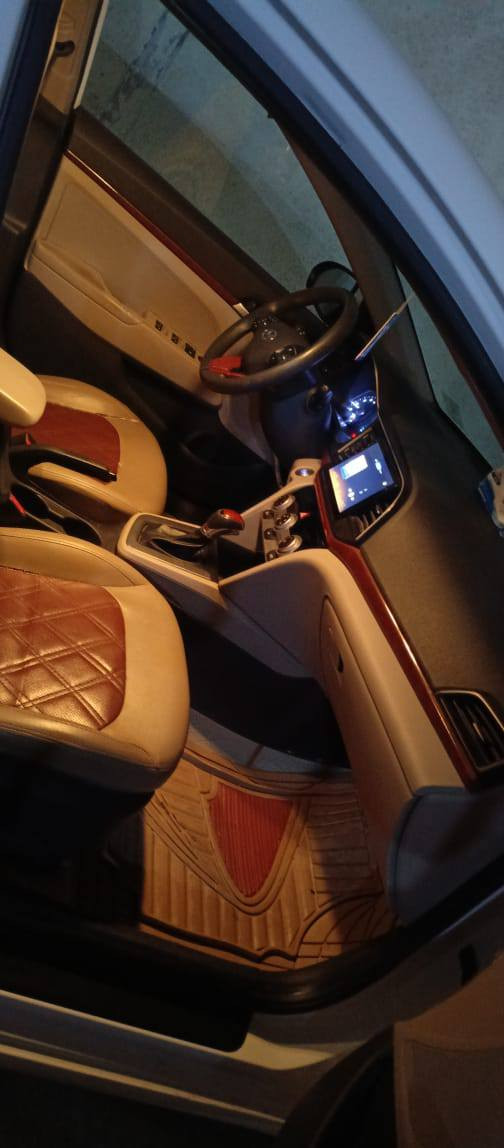 الانتره مديل 20 كفاله عامه بسمي سياره مكينه كير حداديه تخم تاير جديد جاهزه سياره 
سعر 177 بيه مجال قليل 
***********
