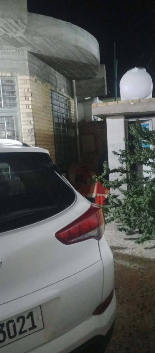 بيت طابو زراعي سند 25 قرب سيطره الالبان شارع ابو نبأ الفرع الرابع مساحه 200م يحتوي على غرفتين وصاله ومطبخ صحيحات داخليه وخارجيه وبسعر مناسب. 
الاتصال ***********
