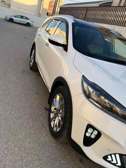 سلام عليكم 
سورنتو 2019 خليجي  للبيع او للمراوس  حصرا خليجي رقم بغداد رقم بغداد الدولي الجديد بأسمي مكفوله من هيه زيروا على إيد وحده 
فول مواصفات 1/1
ماشيه 
120 الف 
ضمان الشركه الدوليه 
شاشه جبيره 
بانوراما 
بصمة تشغيل وابواب وصندوق 
فورويل 
3قطع تبريد
كشنات جلد
كشنات تدفئه تبريد
كشنين كهرباء
جنطه كهرباء 
بردات
وباقي المواصفات المعروفه 
رقم بغداد بإسمي تحويل مباشر 
سيارة جديده بوضع الشركة استخدام شخصي. 
. 

ملاحظة: السياره مكفولة من الصبغ وبارد
. 
العنوان بغداد الكرخ 
للاستفسار 
‏ السعر 260 فيها مجال***********
