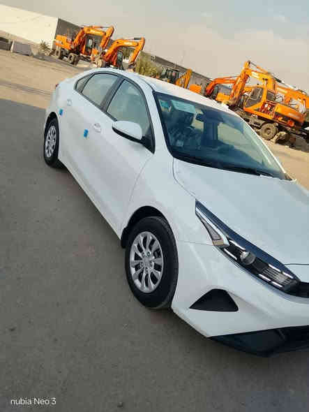 سيراتو خليجي ٢٠٢٤ ماشيه ٣٠ حقيقي كفاله  محرك ٢٠٠٠  السعر  ١٨١ بيه مجال بصيط ***********
