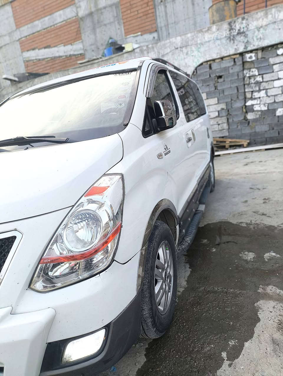 سلام عليكم ستاركس مسكر مديل ٢٠١٠, مكفول اتو مكينه سبلاين سورنتو
فول 
١ دشبول بيانو
٢شاشه اندرويد 
٣ تحكم ستيرن جهتين 
٤ مرايات شفط +تحكم مرئاه
٥ تدفى تبريد كشنات 
٦ كشنات سلايت + كشنات دواره
٧ ماسحه خلفيه 
٨سندلوك 
٩حساسات بدعاميه خلفيه 
باقي ويل حجل دوس دبلو كله محدث بجم ١٦ تواير حداديه نفض 
مكفول عده قبق جنطه بدل كل تفاصيل 
مراوس بسيدونه او كرفال بيه ضربه خفيفه شي عادي محتاج فرق 
‏‪0783 710 9820‬‏ واتساب
