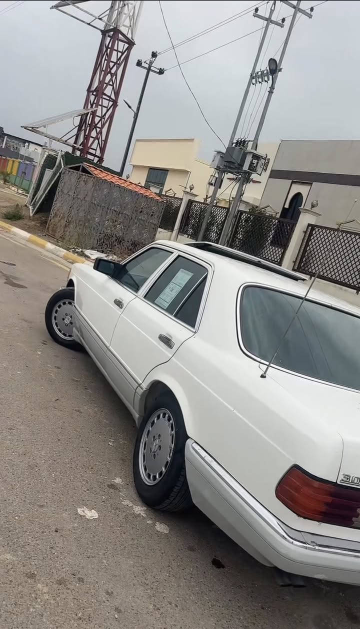 ‏سلام عليكم للبيع مرسيدس
‏حجم 300باب قصير ￼ ما نقص برقي جاهزة من كل النواحي موديل 86رقم بغداد تحويل ثاني يوم محرك بلادي كله بلادي شاشه تبريد ثلج سنتر لك سياره جاهزه من كل نواحي سعر65 وبي مجال. ***********
