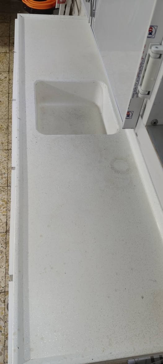 كاونتر للبيع
كل التفاصيل و القياسات موضحه بالفيديو السعر 325 بيه مجال بغداد الشعب *********** متواجد واتساب يوجد توصيل بكروه حسب المكان
