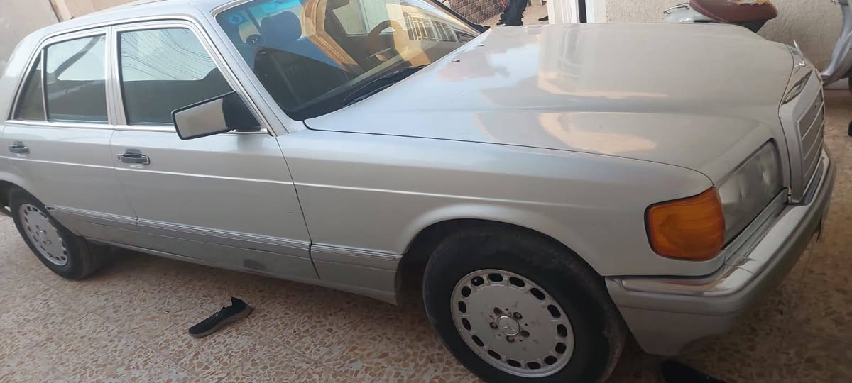 مارسدس موديل ٨٧ محرك فيفيتي حداده محرك كير تبريد كله جديد سنويه مجدده مصبوغة عام للجماليه بدون ضربه مكان السيارة ميسان العماره اخوان مكلف بالنشر‏‪***********‬‏
