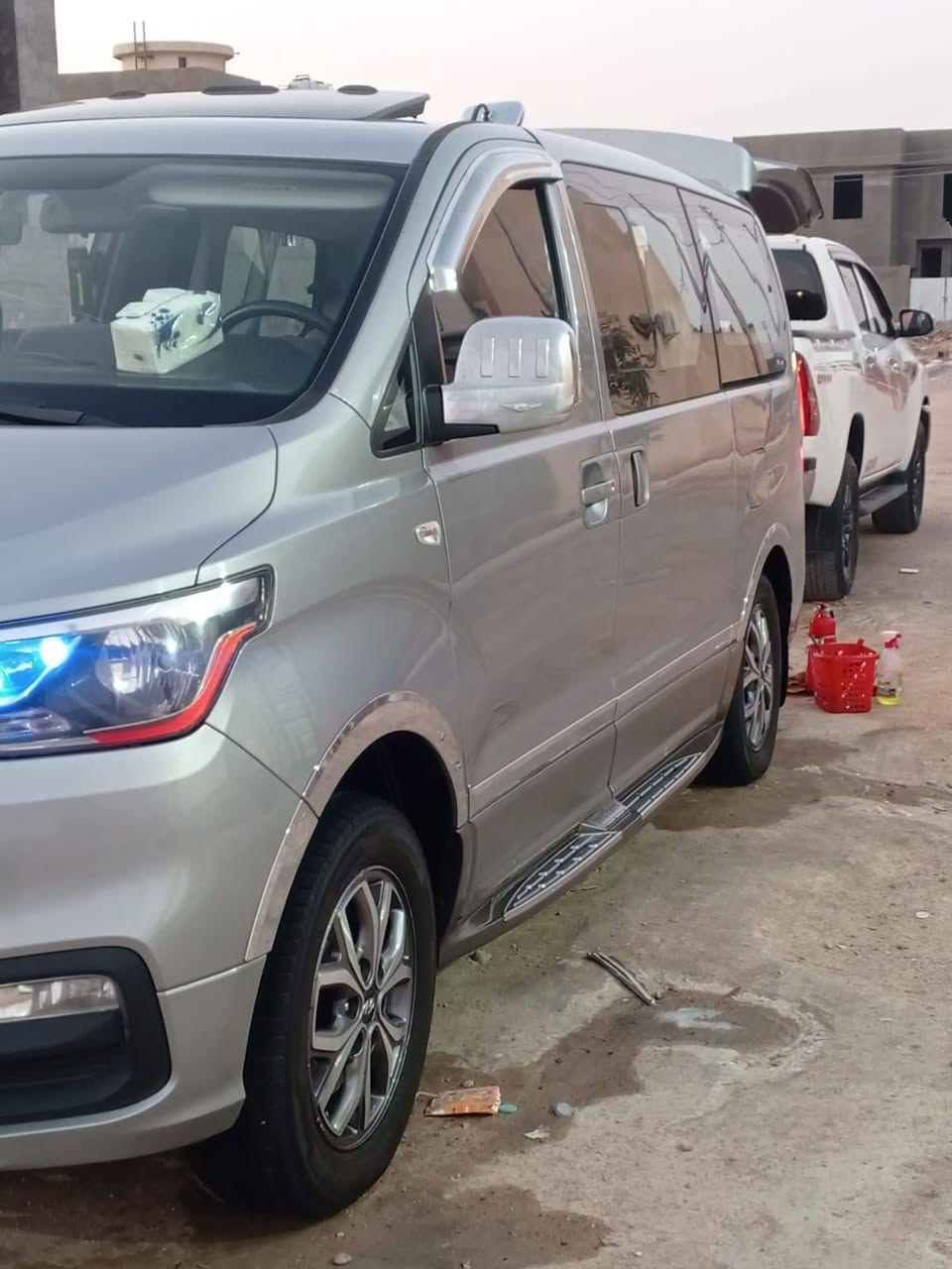 السلام عليكم ستاركس 2019 مرمزه 2022 سياره فول مواصفات السعر 290 رقم الهاتف***********
