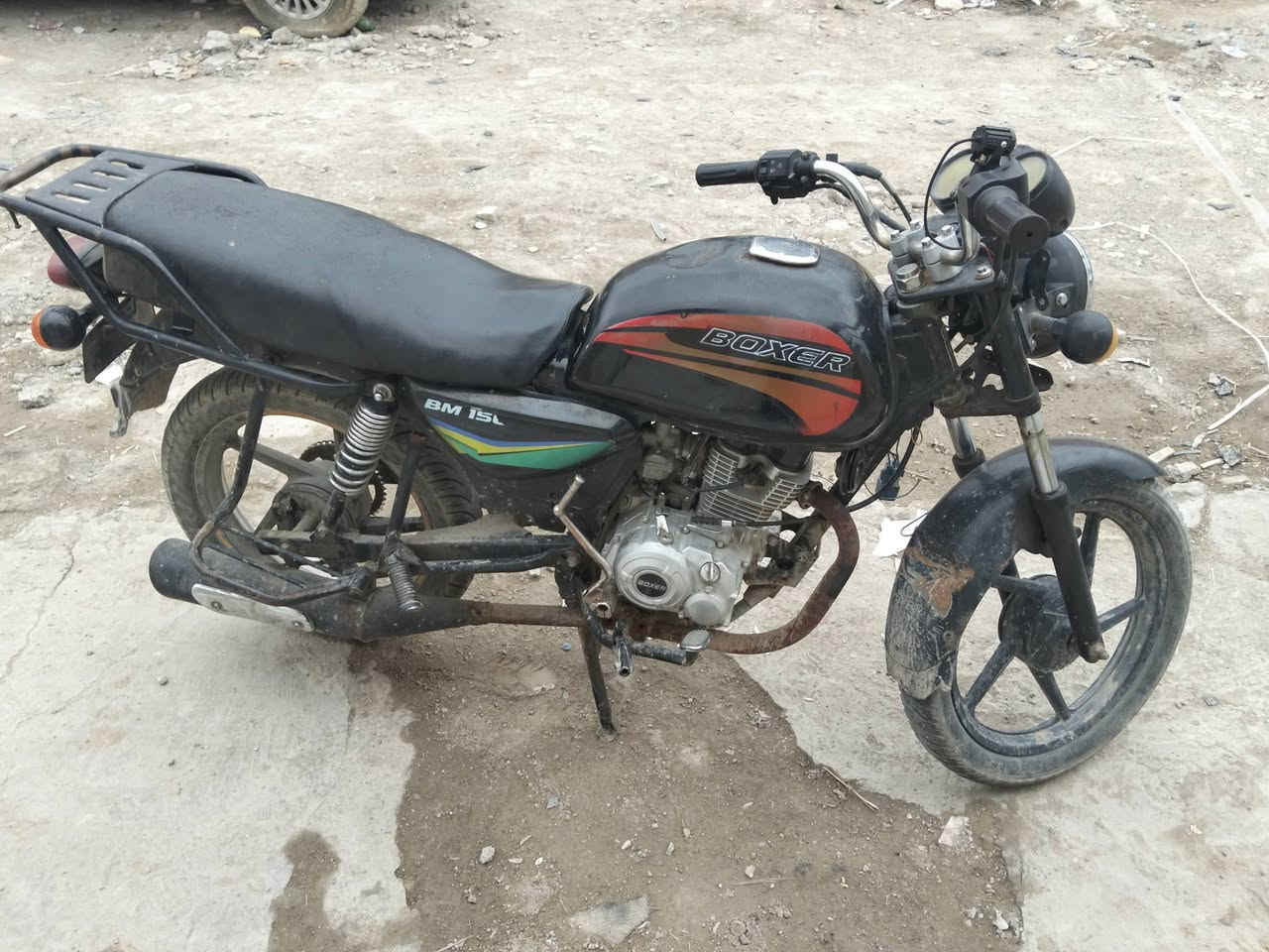 سلام عليكم بوكسر صيني كايمه للبيع او مراوس ب اربعه كير ***********بي وتساب
