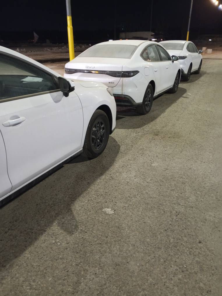 بيوايدي سيل 5 زيرو موديل 25  امرقم كامل السعر 124 بدون رقم 122 صافي  *********** البصرة, العراق
