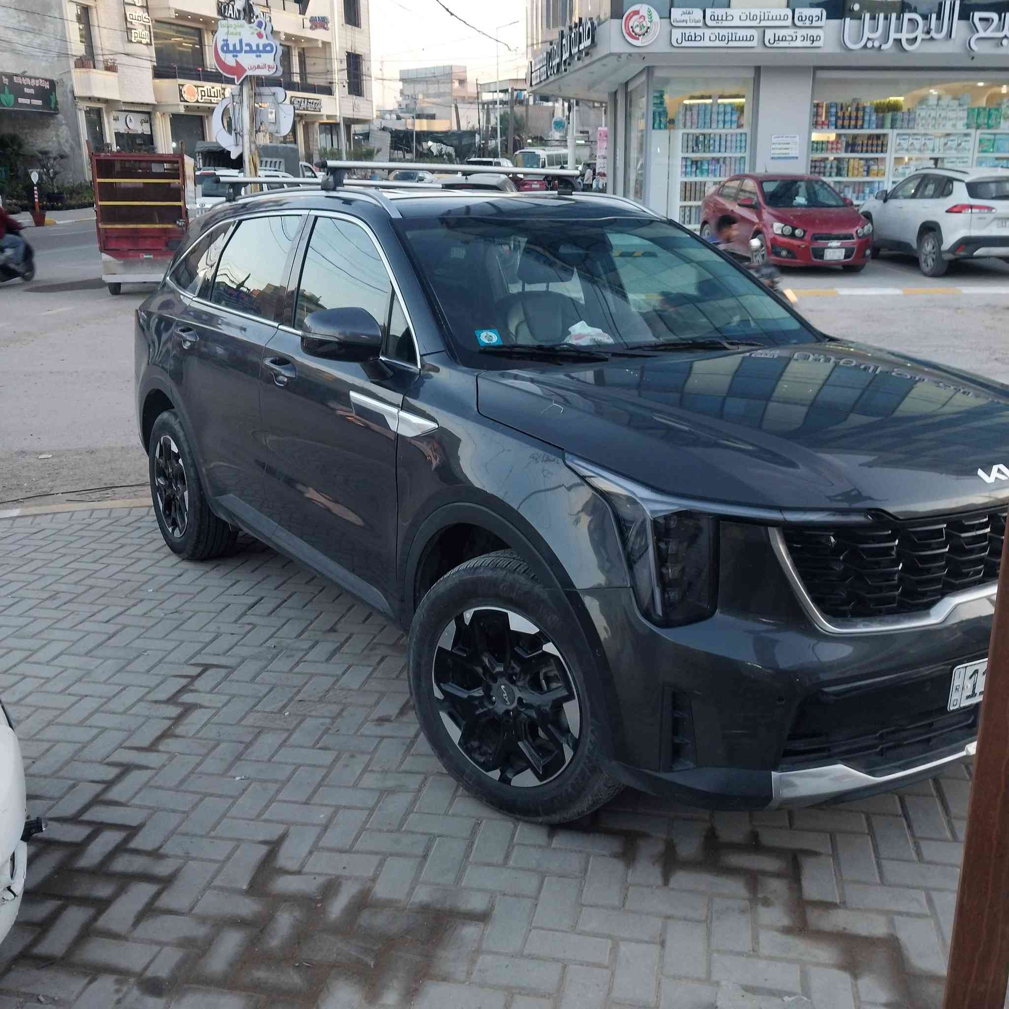 ٢٤ اربعه سلندر محرك ٢٥٠٠ فور ويل وارد امريكي   ماشيه ٨ الف مكان السياره بغداد فول مواصفات عدا بنوراما قياده ذاتيه توقف ذاتي حساسات كامرا ١٨٠
درجه 
سعرها ٢٤٠ رقم الهاتف *********** السونار مرفق بالصور
