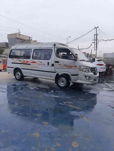 سلام عليكم للبيع فوتون مديل ٢٠١٥ محرك ونجي ٦سلندر مجول حديث رقم بغداد الماني بأسمي سنوية لل ٢٠٣٠ مصفرة من كلشي السعر  ٧٥ $ العنوان بغداد البلديات شارع الكهرباء منطقة المعسكر هاتف ***********
