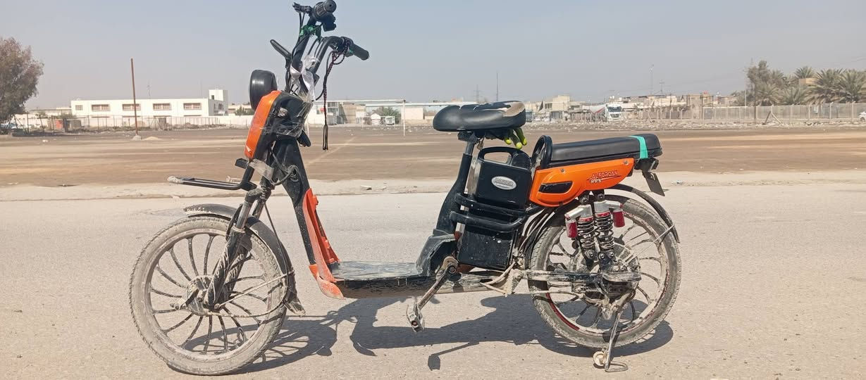 دراجه شحن للبيع السرعه 60 اربع نمر بطاريات جديده اربع بطاريات بس اشاير ما بيها دراجه حلوه ونظيفه المكان النجف الكوفه السعر 245 الرقم ***********
