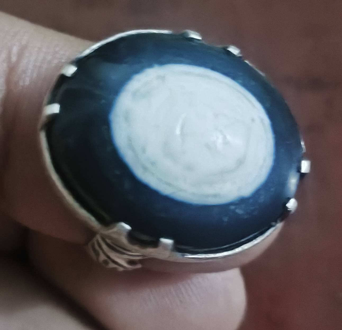 السلام عليكم محبس جزع يماني للبيع قيم وخذ بل يرضي الله


**إذا كنت صاحب هذا الإعلان وتريد حذفه لأي سبب، رجاءا أرسل رسالة إلى الدعم الفني**