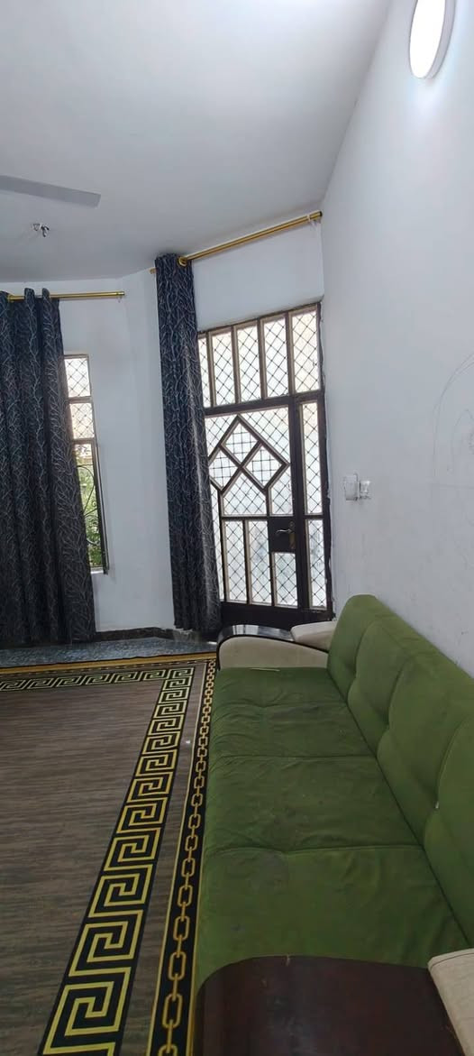 السلام عليكم ورحمة الله وبركاته بيت للبيع بالبانيروما مساحة 150 السعر 70 وبي مجال قليل ***********
