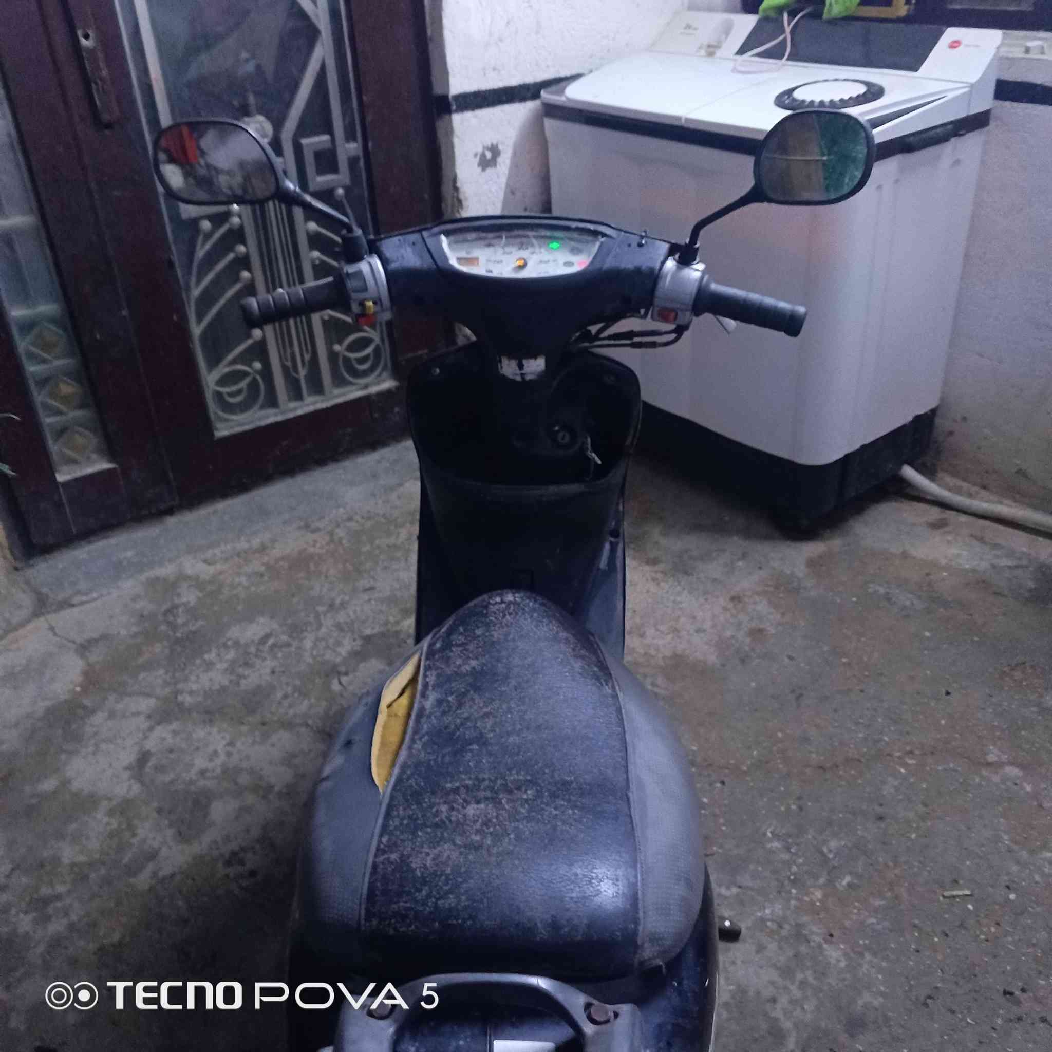 سلام عليكم دراجه 
60 شغاله كلشي ميحتاجله بس جوزه تجي تشغل وتطلع نضافه شوفت عينك سعر 125 مكاني بغداد الحسينيه مال راشديه رقم ***********
