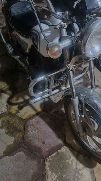 سلام عليكم دراجات للبيع سبيسي اوراق موديل 2022شغاله سلف هندر عوزه بس دوشمه للكشن تايموته اوراق أو رقم اسود موديل 2010شغاله سلف أو هندر دراجات ما بيهن نقص ولي يريد وحده منهن هذه رقمي ***********يخابرني أو بيه خير أو يدلل
