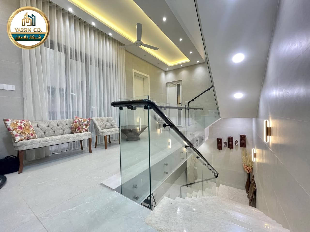 ‏English|عربي
جانب من أعمال شركة ياسين  

محجل درج تثبيت جانبي ذات ألواح زجاجية مقساة شفافة كبيرة، يوفر رؤية واضحة ومفتوحة للمساحة، التصميم يركز على الخطوط النظيفة والبساطة، ويتناسب مع الديكورات الداخلية الحديثة، لذلك يساهم الزجاج في إضاءة المكان ويمنح شعوراً بالاتساع، مما يضيف تباينًا أنيقًا.

_ _ 
العنوان📍 : 
الفرع الأول : الأنبار -  هيت  -  شارع السكلات .
الفرع الثاني : الأنبار - الرمادي - سدة الصوفية - مقابل فندق الانبار الدولي.
 _ _ 
لاستفسارتكم الاتصال على الرقام التالية :
📞***********
-----------------------------
‏Part of the work of Yassin Company fo
- 
_ _ 
‏Address 📍:
‏The first branch: Anbar - Hit - Al-Sakalat Street.
‏The second branch: Al-Anbar - Al-Ramadi - Al-Sufiyah Dam - in front of Al-Anbar International Hotel.
  _ _
‏For your inquiries, call the following numbers:

***********

-----------------------------
.
.
.
.
#شركة_ياسين #الانبار #مدينة_هيت #هيت #العراق #محافظة_الانبار #الرمادي  #سدة_الصوفية #صناعة_الالمنيوم #الالمنيوم #ابواب #ابواب_مدخل #باب_سلايد #باب_كهربائي #خشب_طبيعي  #خشب #بالون_بريس #هاي_كلاس #شبابيك #شباك_سلايد #زجاج #دبل_زجاج #كاونترات #كورتز_مرمر #محجرات_الدرج #Yassin #Iraq #Al_Anbar #Hit #Ramadi
