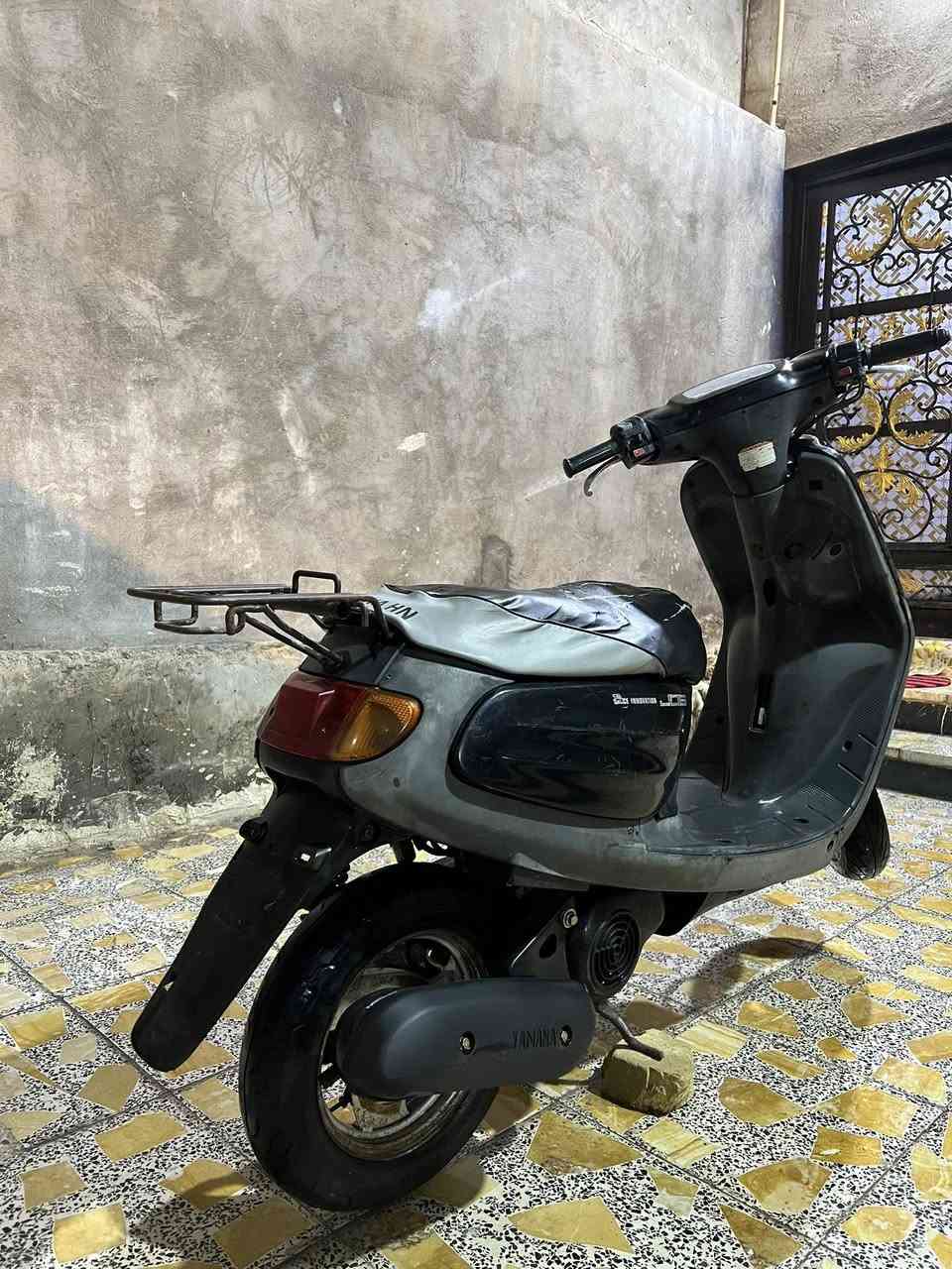 سلام عليكم دراجه ٥زروف للبيع نظيفه سعر ٢٥٠رقم ***********
