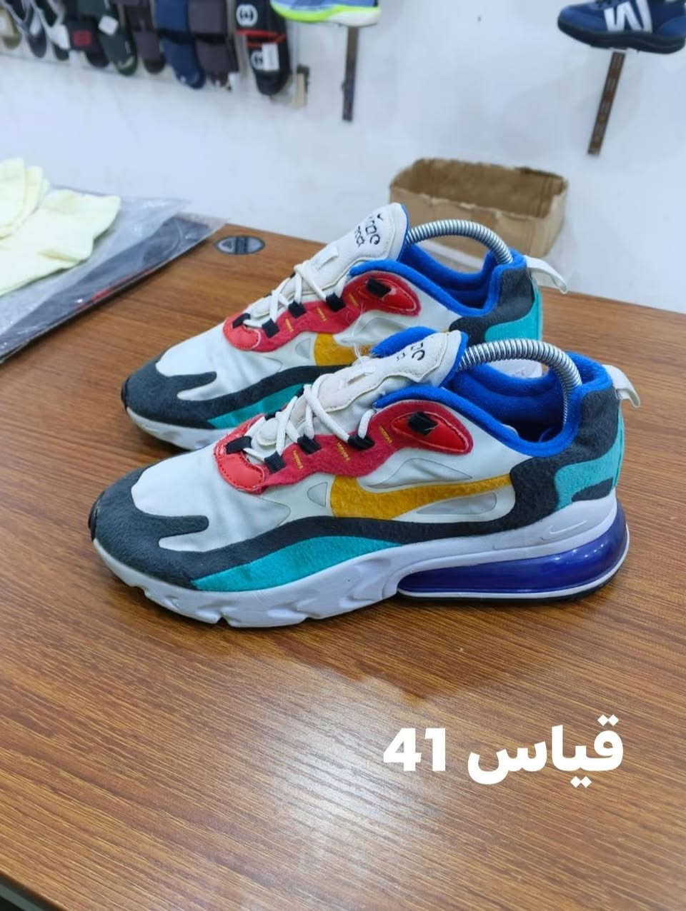 سلام عليكم احذيه باله نضافه
فول القياسات عله صوره السعر
خاص مكاني ناصريه حي اريدو
شارع مستشفى القلب الاتصال
او مراسله عله صفحه ***********
