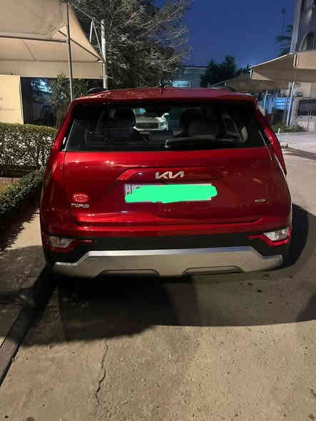 2023 
ماشية 18 الف كيلو 
كيا نيرو
مكلفة بالنشر اتصل واستفسر اكثر 
 السعر 17000 دولار
عنوان زيونة 
0770 799 6556
