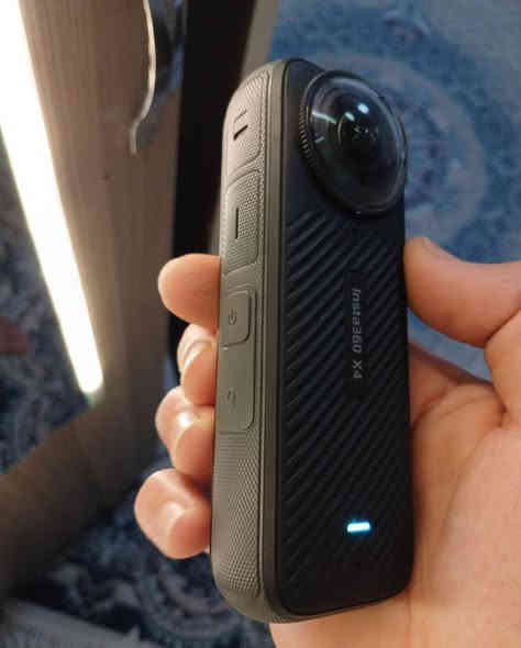 متوفر كامرة انستا ٣٦٠ x4  رقم تواصل 
***********
