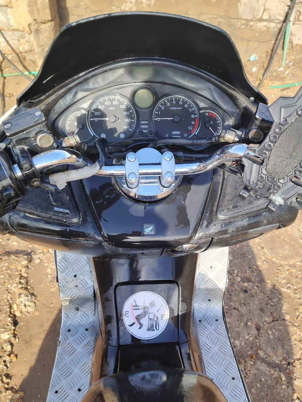 للبيع رقم ***********￼
