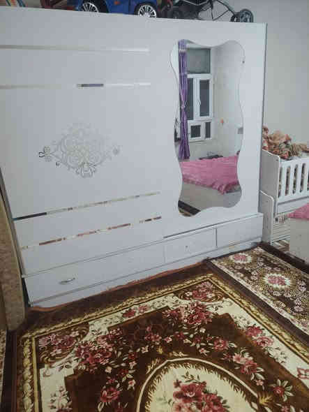 غرفه نوم البيع شري ٣٥٠الف مكاني كركوك رقمي ***********
