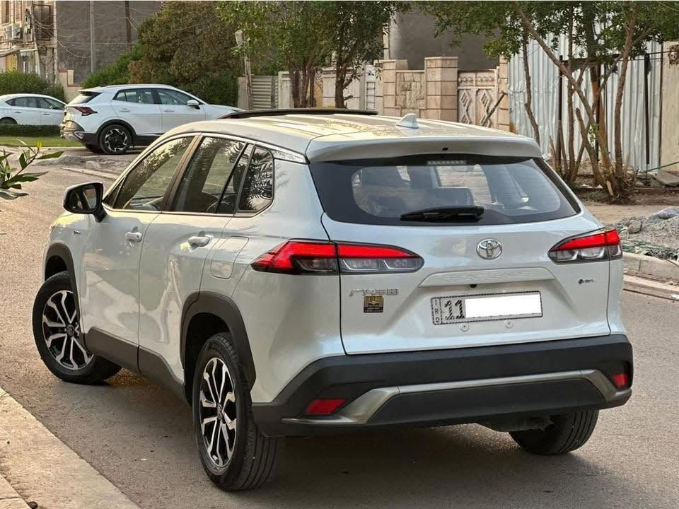 فرونت لاندر موديل2025فئة S فول مواصفات بدون اضافات بحالة الزيرو عداد المسافة 10 الالف
داخل جلد اسود تحكم كرسي كهرباء 3 وضعيات

لايت 5 عدسات ويل كب كروم بكلايت ال ي دي تبريد قطعتين مناخ منفصل تشغيل بصمة رادار تحديد مسار  قيادة ذاتية. 

بدون صبغ او بارد رقم بغداد بأسمي العنوان الكرخ  ***********
