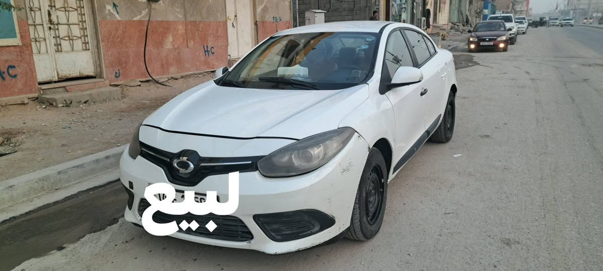 رينو ٢٠١٥ للبيع جاهزه رقم نكليزي بسمي بصره الزبير 
للتواصل #_***********
