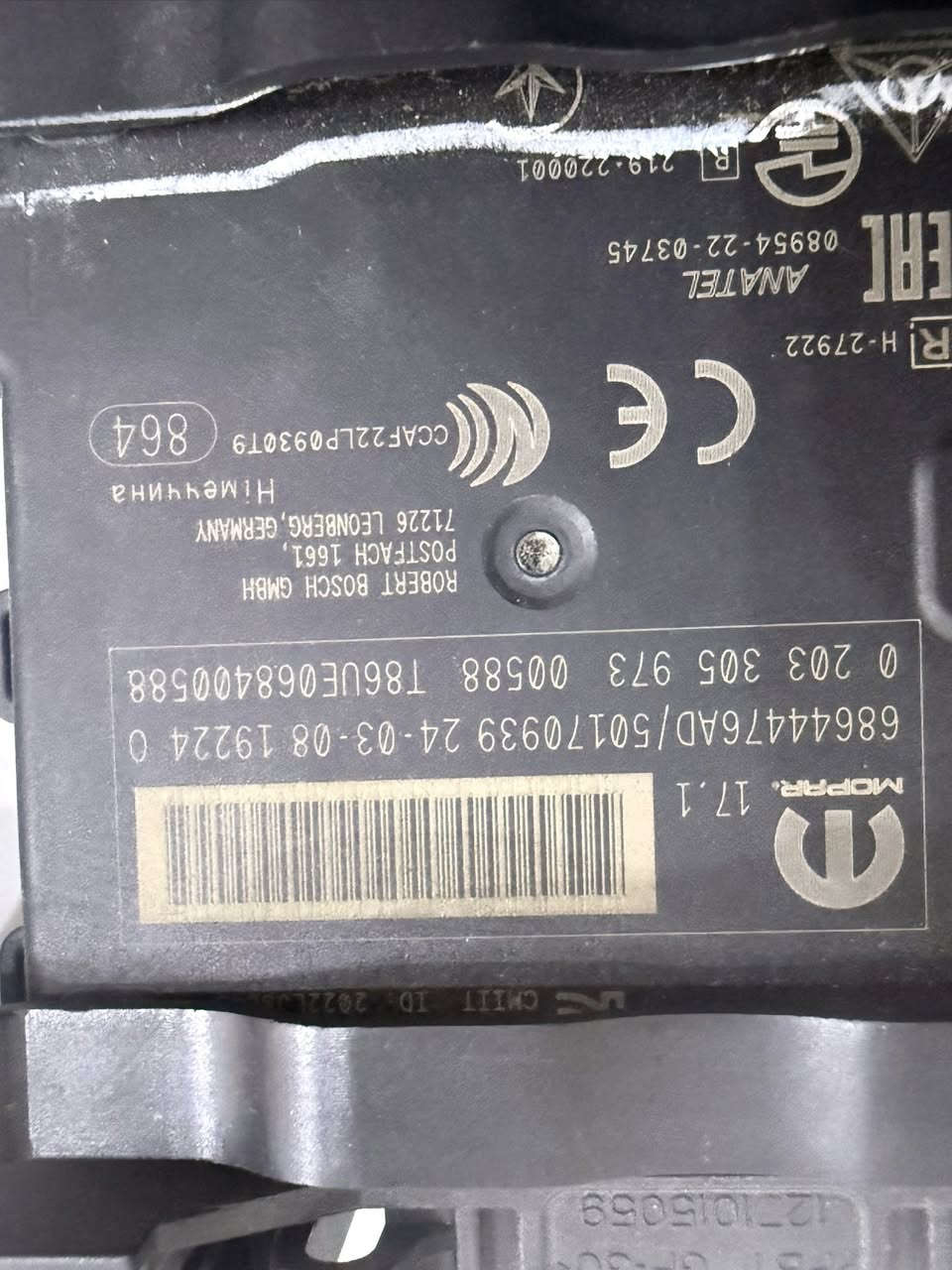 رادار جيب كومباس موديل 2024 وارد امريكي الرجاء التاكد من معلومات الرادار اذا كان متوافق ام لا مع السيارة المطلوبة وشكرا جزيلا السعر 300 الف رقم التواصل  عنوان البيع البصرة***********
