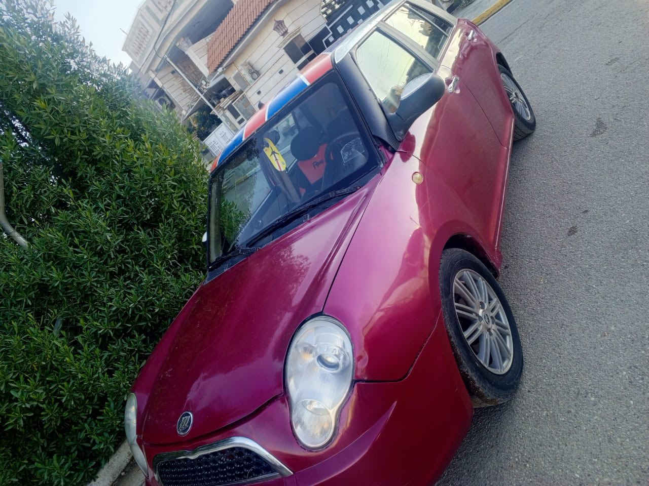 السلام عليكم ليفان موديل 2012 سياره جاهزه كير محرك تبريد ثلج صدر امامي خلفي جديد سيارة اترايه كلش حلو السعر ٣٥وبيه مجال مكان بغداد حي العامل والشراي يتصل ***********
