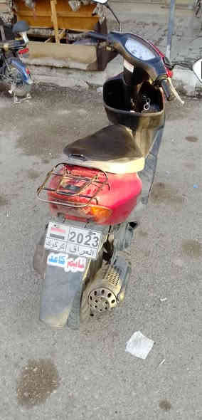 سلام عليكم ورحمه الله وبركاته
دراجه هونده للبيع 
اي عيب مابي محرك بل شرط ممفتوح 
دراجه نضيفه عوزه غسل فقط كهربائيات كامله شغاله 
نكره سلف فقط عوزه باتري باتريه ضعيف 
#السعر 225 وبيه مجال 
***********
