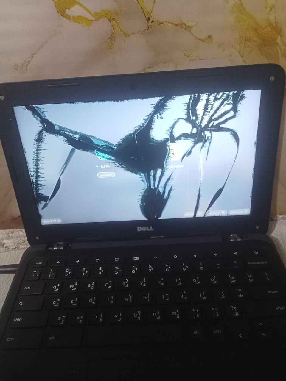 سلام عليكم عندي حسابه اسمها دل اريد إبيعها او اروسها شاشه بيها هاذه الاسود او كلشي ممائثر تجي تفحص سعره 25 بيها مجال رقمي*********** وتساب
