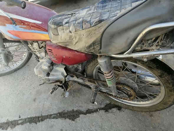 دراجه أوراق اربعه كير مكينه خمسه كير شغاله مكان كوت لسعر ٤٠٠
***********
