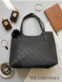 القطعه على 5 الاف  التواصل واتساب  07764174346