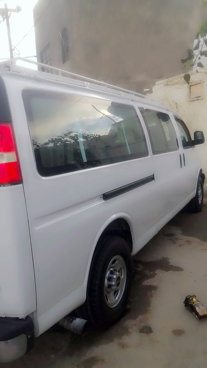 السلام عليكم سفانا موديل ٢٠٠٦ مكينه وكير واكسل وحدايه وتخم تاير وتبريد كفاله مصبوغه عام لجماليه رقم انكليزي الاستفسار الاتصال *********** غير موجود ع الفيس
