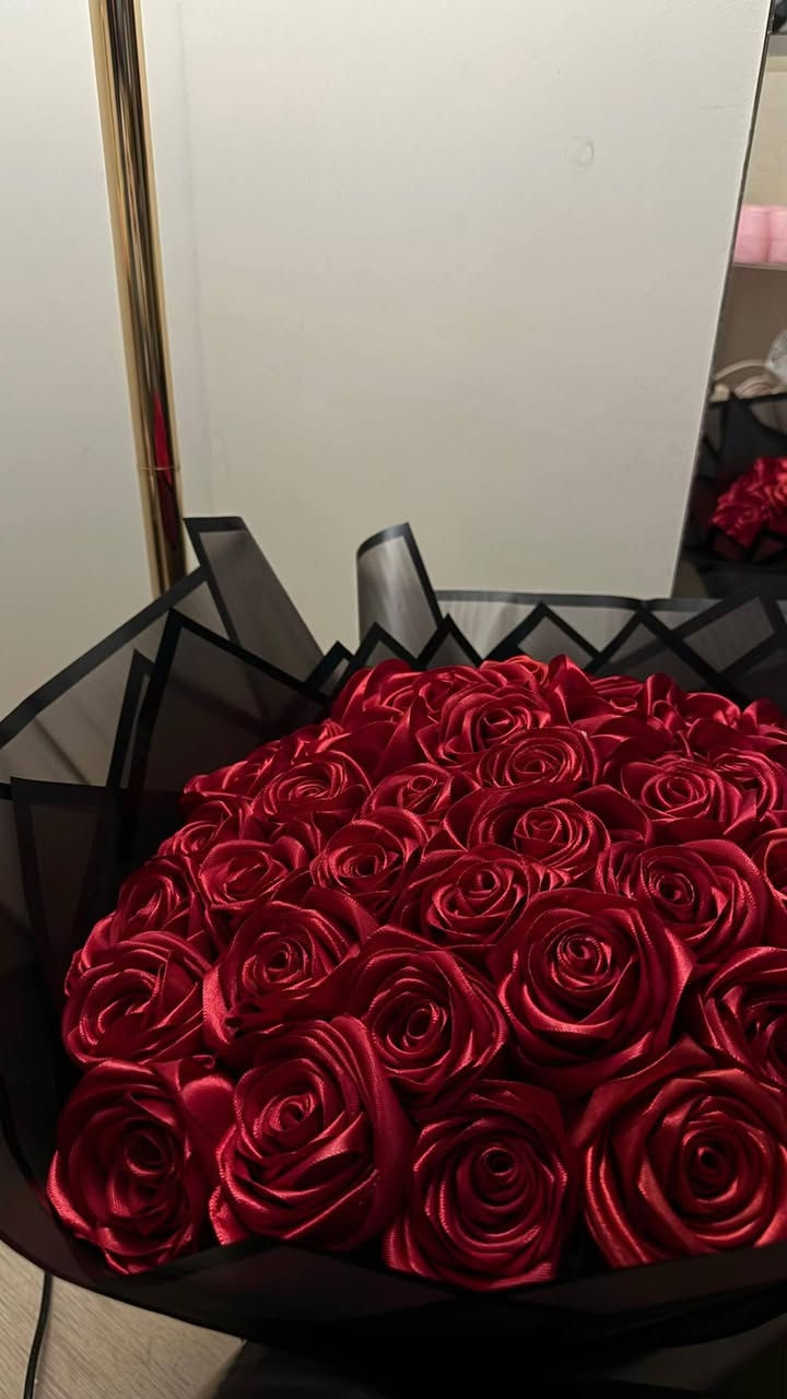 بنات شوفولي الجمال🙈😍
ورد ستان ورد صناعه يديويه شبه الطبيعي يعني اذا اشوفو تكولون هذا طبيعي ميذبل ميخرب سعره جداً مناسب وألطف هدية ممكن تقدموها الاحبائكم😍💗
1_الشغل حسب طلب الزبون💙
2_حسب لون الورد والغلاف🎨❣
3_حسب اختيار الزبون "بوكس او بوكي"🎁💐
4_حسب عدد الورد 🌹
متوفره خدمه توصيل في قضاء الحي وجميع محافضات العراق
قضاء الحي الفين
المحافضات خمسه الاف
للطلب والاسفسار خاص
او تابعونا علئ
الانستغرام:hraeer_1
تيك توك:hraeer_1
تليكرام:hraeer_11
♥️♥️♥️♥️♥️♥️


**إذا كنت صاحب هذا الإعلان وتريد حذفه لأي سبب، رجاءا أرسل رسالة إلى الدعم الفني**