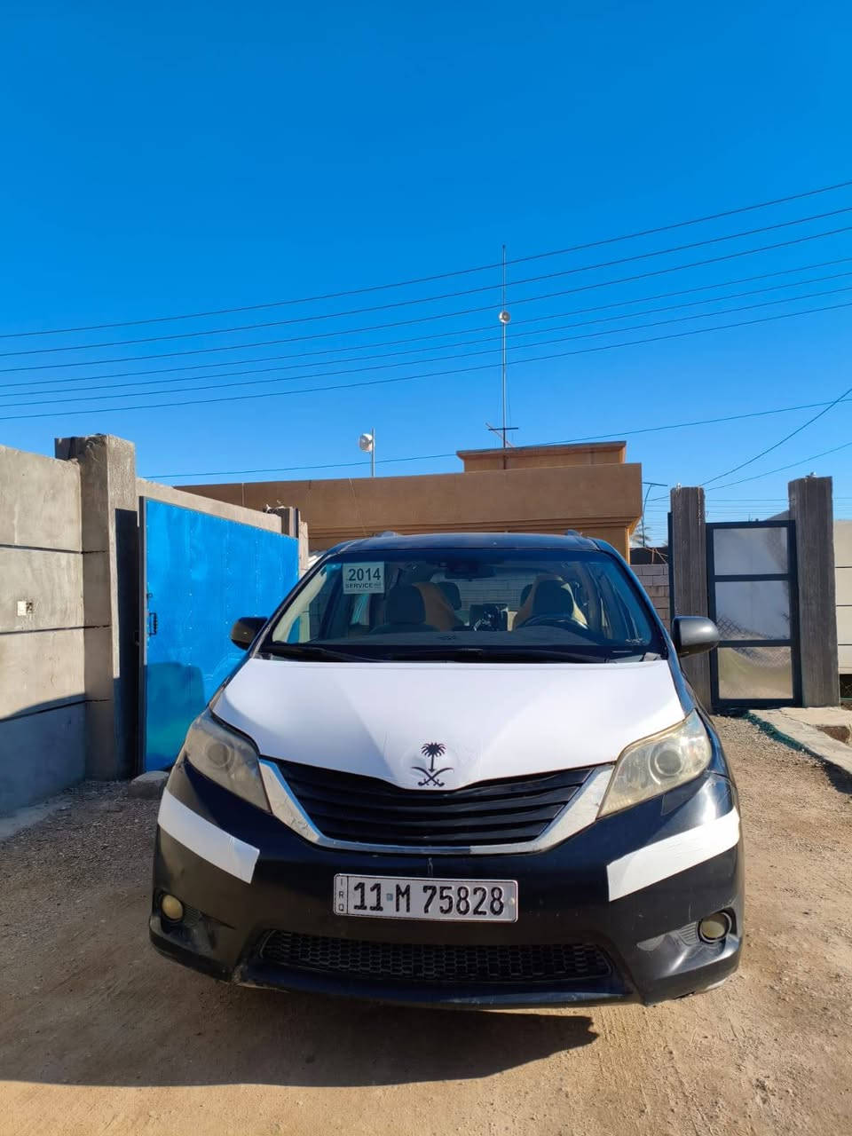 سلام عليكم للبيع سينا موديل 2013رقم بغداد خصوصي بسمي تحويل ثاني يوم ضررها بل الصور موجود سعرها 145 وبيها مجال او مراوس بسياره زغيره حسب القناعه مكان السياره الانبار الرمادي جويبه ***********
***********
