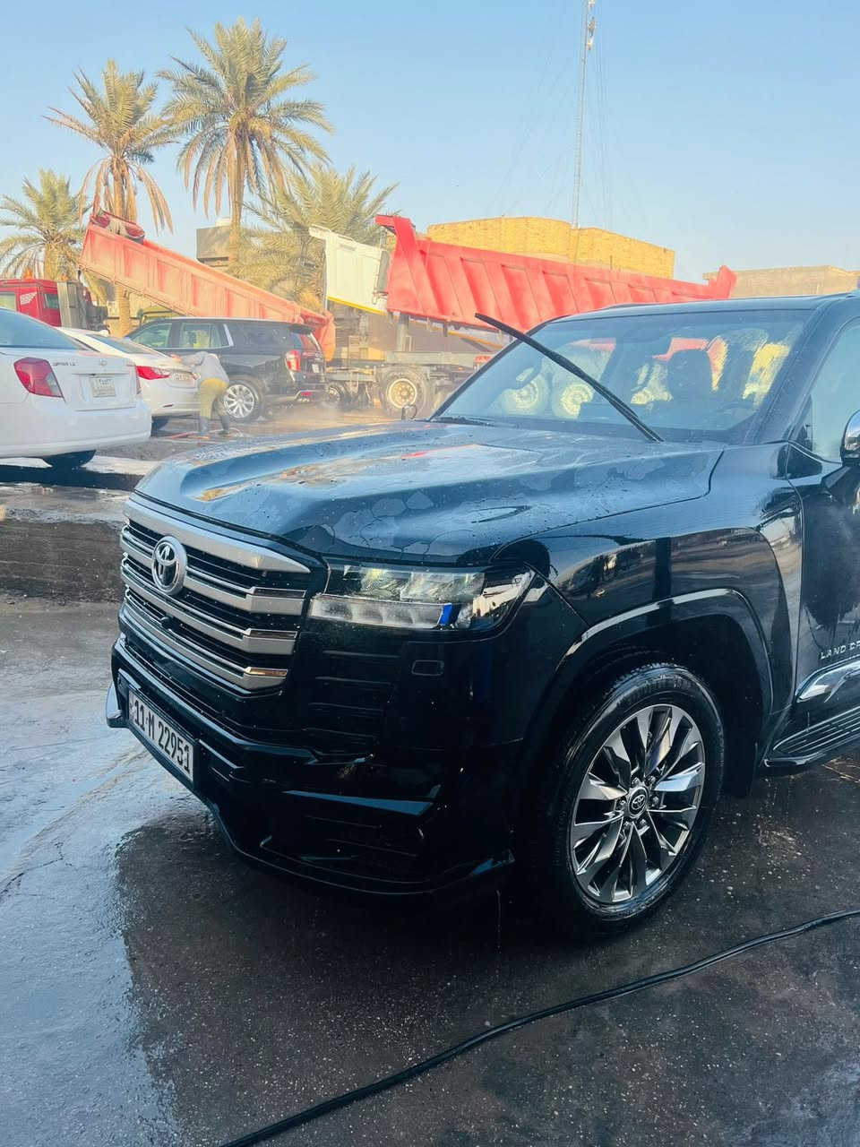 السلام عليكم
لاندكروز 2024 فول لمتدد 
مغلف ppf
رقم بغداد 
مكفوله كفاله عامه من زلغ وشخط والبارد 
ماشيه 34الف حقيقي
للاستفسار 
***********
