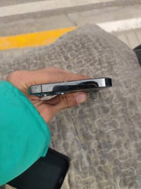 ايفون ١٢ برو ماكس • ٢٥٦ • بطارية ٨٥