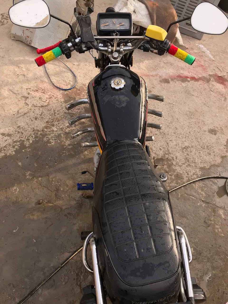 السلام عليكم دراجه موديل20 محدث23نضافه مثل ماموضح بالصوره مكينه ماينسمع صوتها كهربائيات كله شغال وجديد  السعر خاص


**إذا كنت صاحب هذا الإعلان وتريد حذفه لأي سبب، رجاءا أرسل رسالة إلى الدعم الفني**