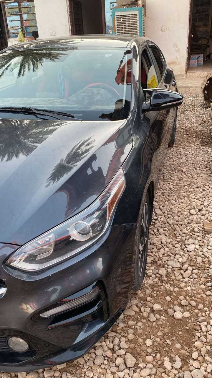 كيا فورتي 2021
وارد امريكي السياره صبغ عام اثر طخطخات بدون ايرباك بدون دواخل

السياره حلوه ونظيفه مكينه 2000 دوش ماشيه 50mi الف

السياره فتحه تحكم ستيرن حساسات مواصفاتها معروفها

مكان السياره بغداد

سعر:112 ورقه وبيها مجال

رقم:***********
