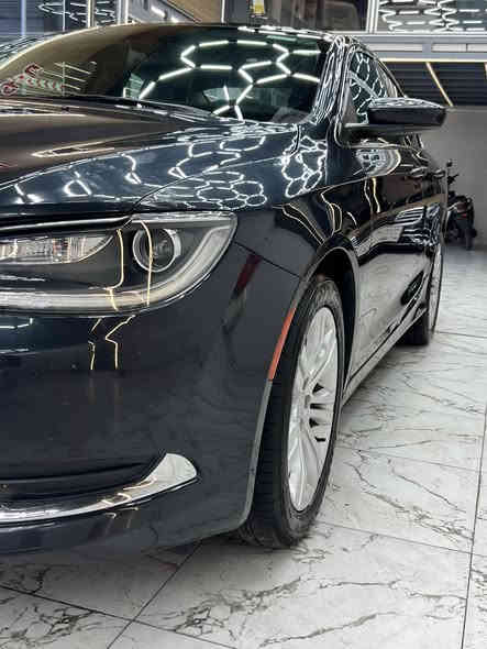 كرايسلر c200 للبيع فقط
كرايسلر c200 رقم أربيل باسمي ضربتها من امريكا صندوق وربع  الجاملخ الخلفي ايربكات سليمة التصليح في دبي مواصفاتها  معروفه وكلشي كهربائي بالسياره  بلادي عليها برمجة  مراوح الحماوه متعبر ال95 وعليها تعريب كامل على العدادات ومشدود عليها عدسات سعرها ٤٥٠ ألف 
السيارة بلادية فقط الصندوق جارد يراد صبغ
السعر 105 دولار
السيارة في بغداد العامرية 
الاتصال على الرقم ***********
