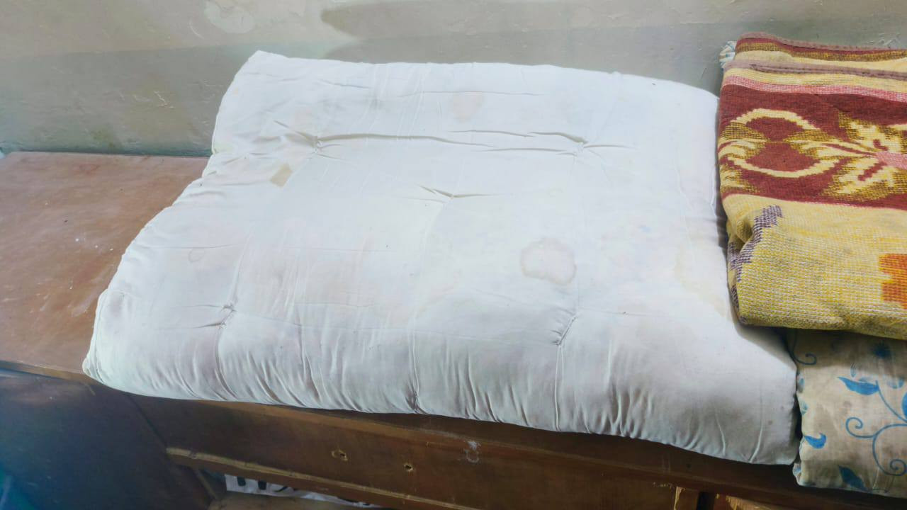 أغراض للبيع باسعار مناسبة 
الدواشك الواحد 10
الديباجات الواحد 8 اثنينهم 15
اللحاف الوردي 10
البطانيه 5


**إذا كنت صاحب هذا الإعلان وتريد حذفه لأي سبب، رجاءا أرسل رسالة إلى الدعم الفني**