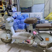 للبيع جديده صارلها شهر من طالعه 400 الف كلشي شغال بيها سبب البيع اشتري...