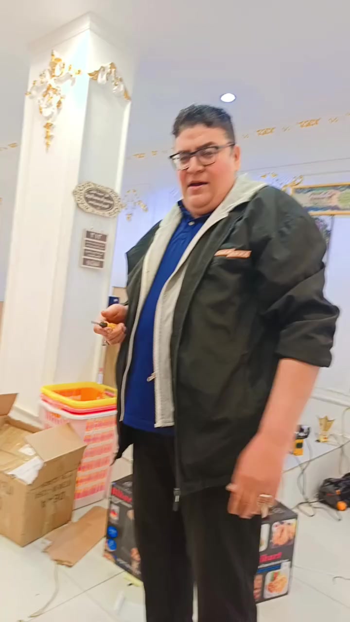 مجمع علي باشا جمله مفرد بغداد الحسينية السوق الكبير مقابيل مرطبات العذراء مجاور منفذ الوادي قرب دكتوره هاله اسعار تنافسية ارخص من الجمله اسعار خاصه لاصحاب البيجات والمحلات ***********
