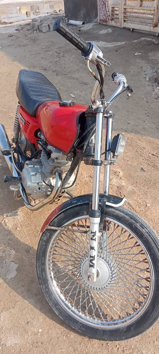 دراجه البيع مديل 21 اوراق سنساخ سعر 325 وبيها مجال ***********
